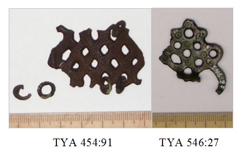 Häränsilmäleimoilla koristeltuja ketjunjakajia. Kuva: Heidi Viljanen.