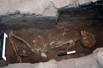 sidon warrior burial season 8